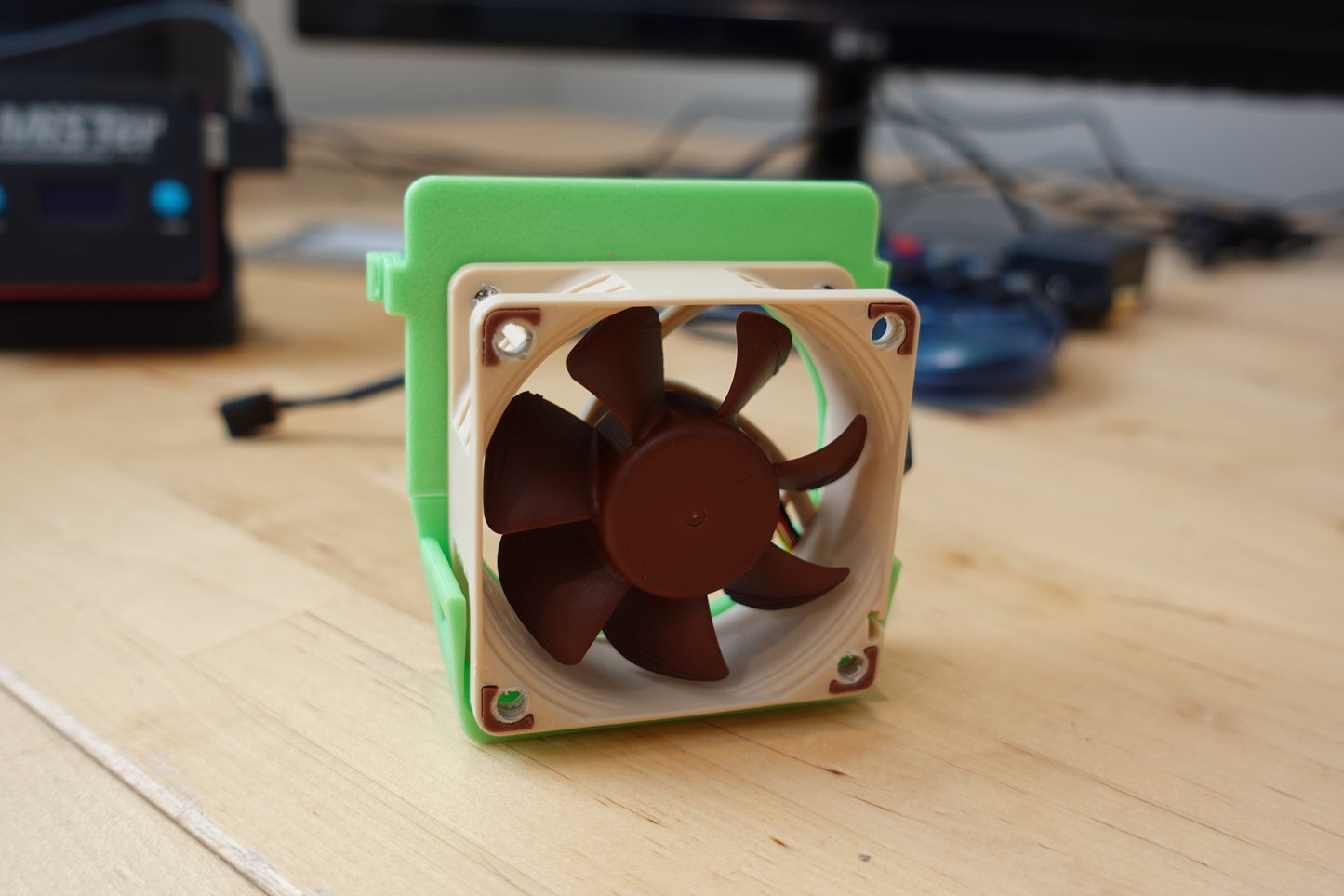 Original Xbox 60mm Noctua Cooling fan adapter