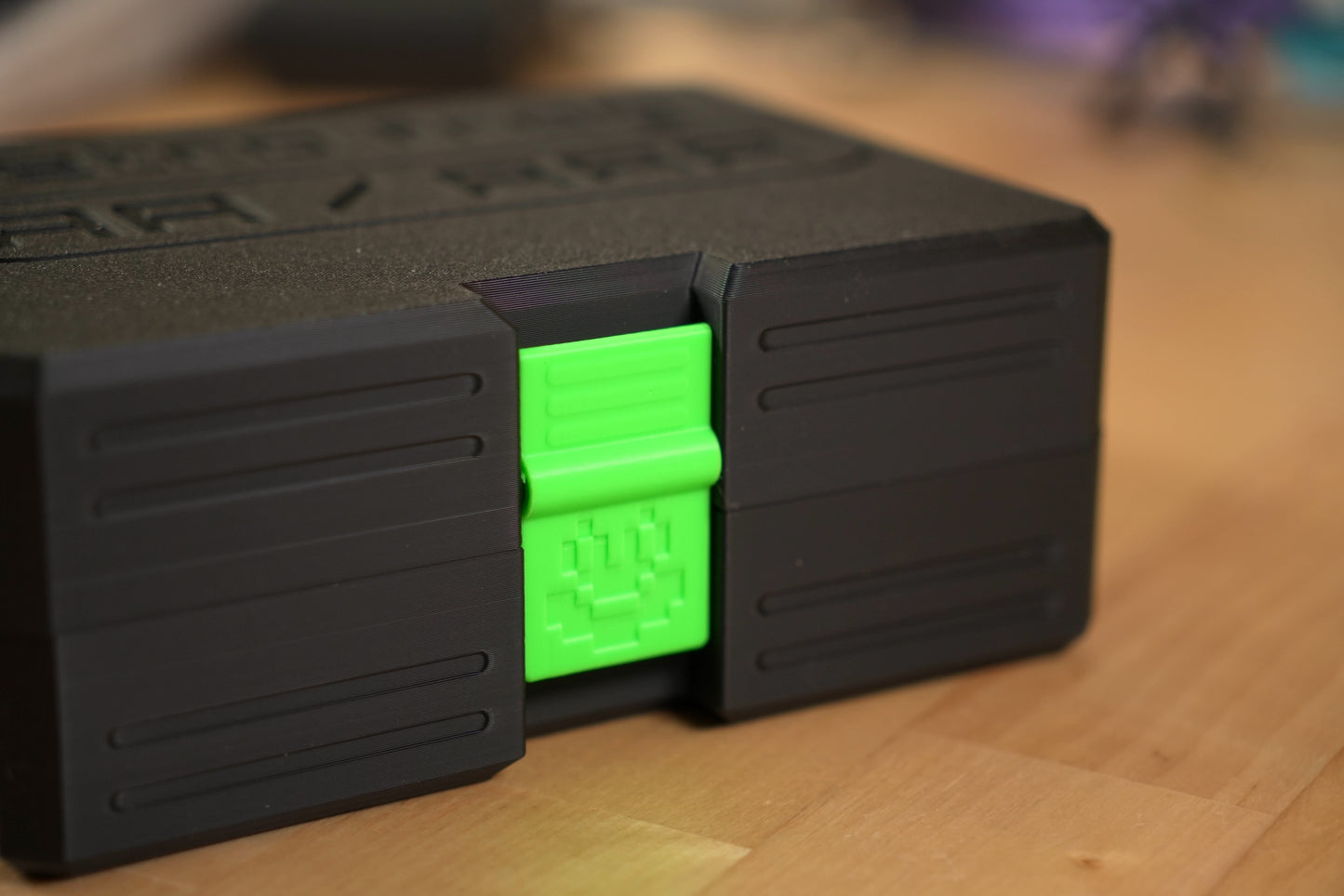 AA and AAA Battery Storage Case MK2