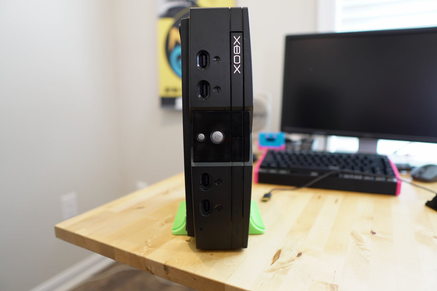 Original Xbox Vertical Stand